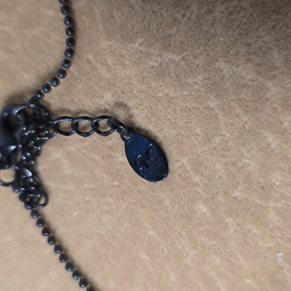 Vintage Versona Black Necklace - Picture 3 of 7
